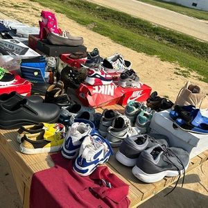 Clearing out the closet , make an offer at the flea market now